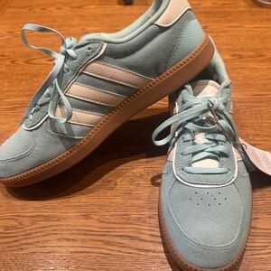 Adidas breaknet sleek suede Light Blue and White Sneakers 10